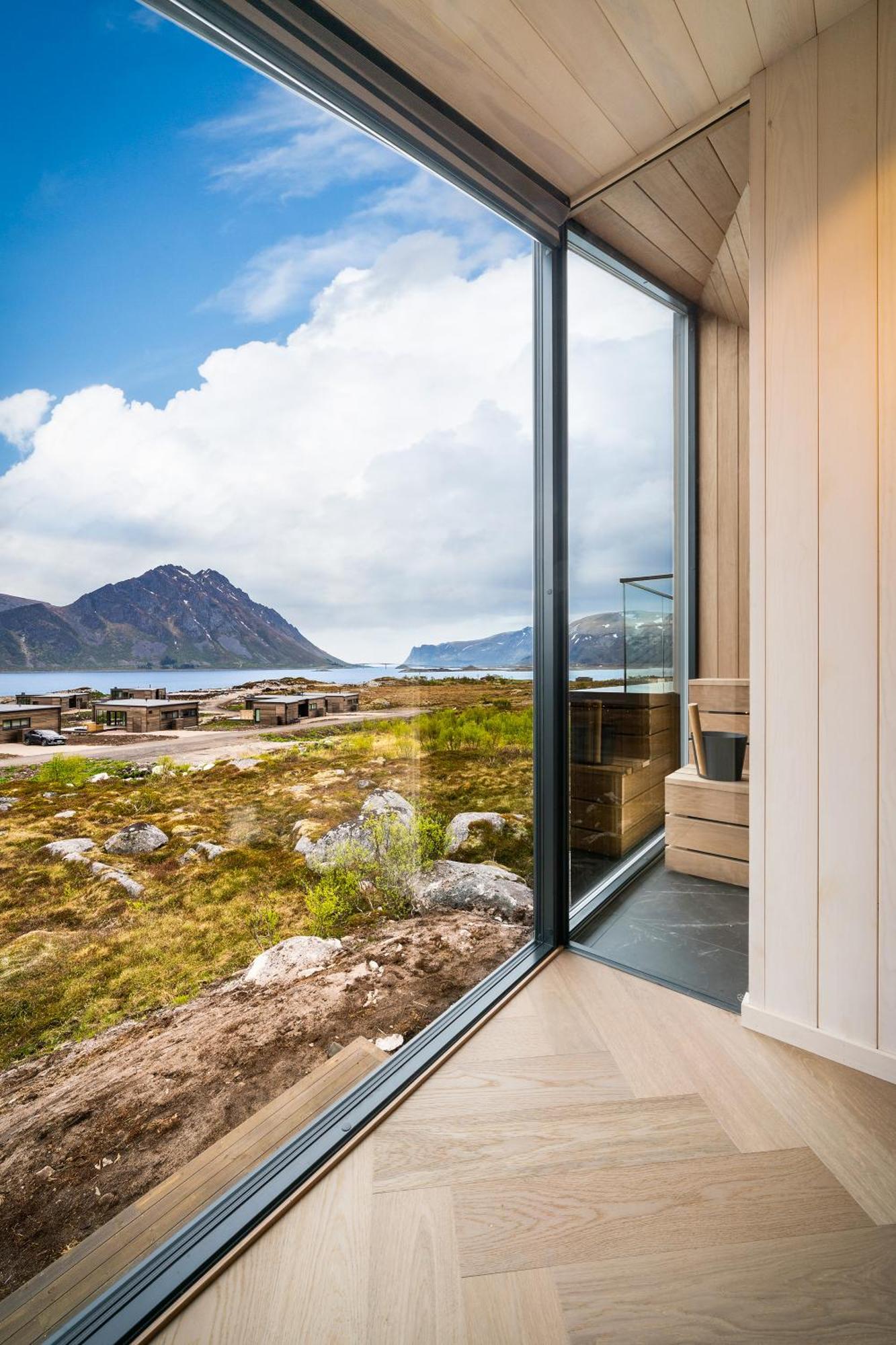 New! Spectacular In Lofoten Villa